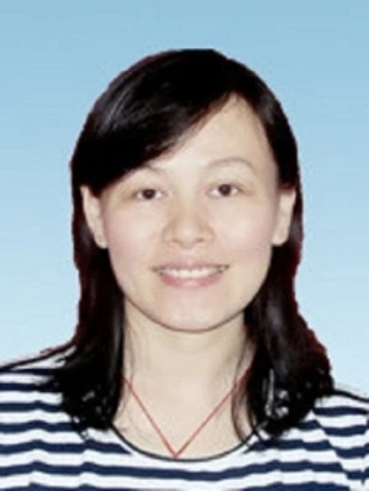 李薇